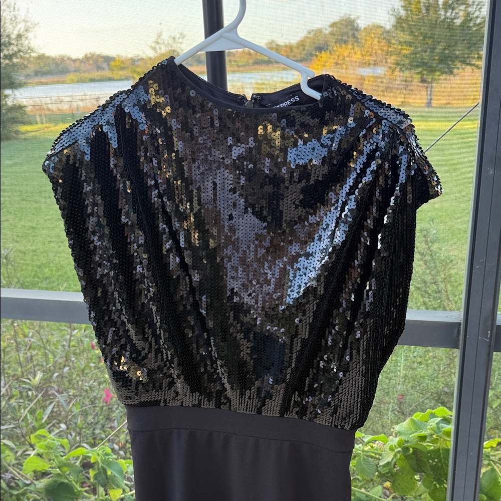 Express Midnight Sequin draped mock neck Midi she… - image 1